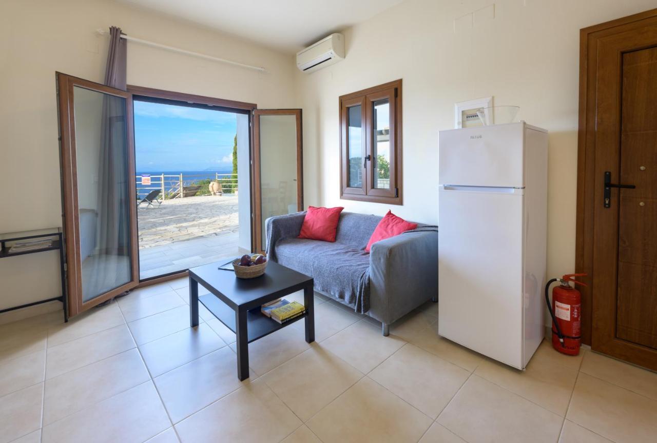 Pangolas Apartments Paxos Longos  Exterior photo