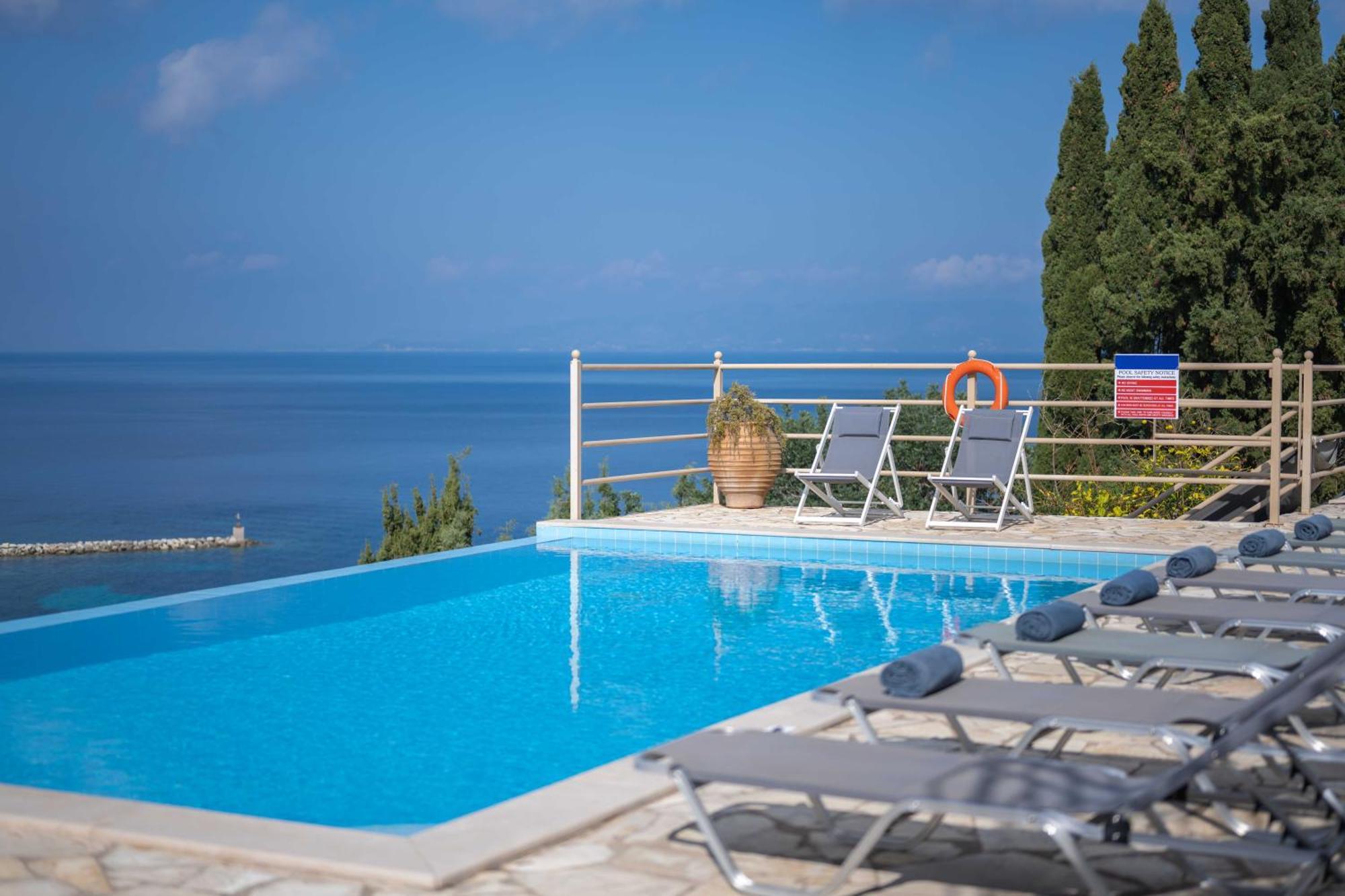 Pangolas Apartments Paxos Longos  Exterior photo