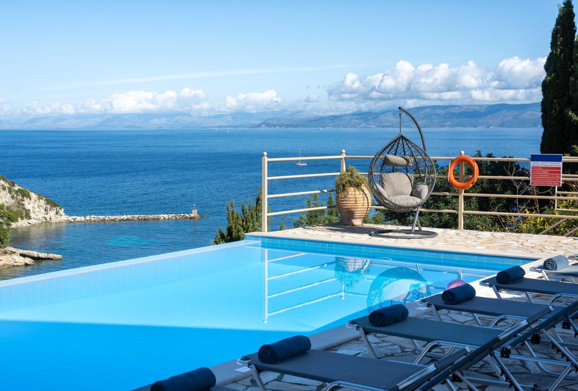 Pangolas Apartments Paxos Longos  Exterior photo